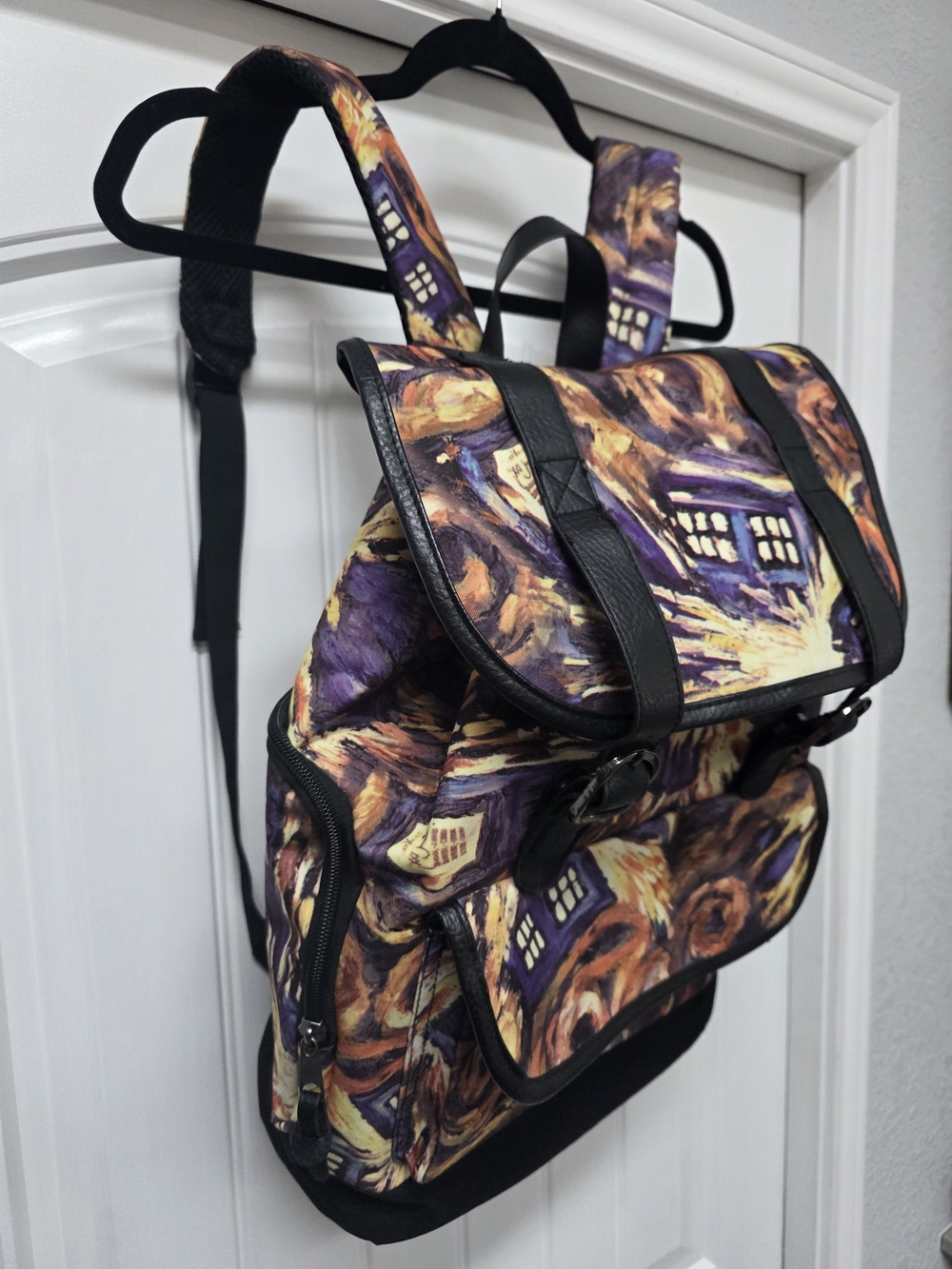 Doctor Who Exploding TARDIS Slouch Backpack - Picture 5 of 12
